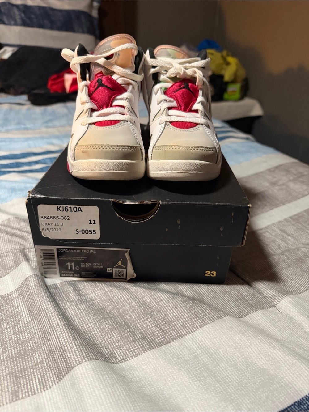 Jordan Kids Sneakers in White, Red and Beige